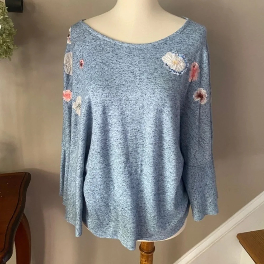 Anthropologie Dolman Sleeve Blue Embroidered Top